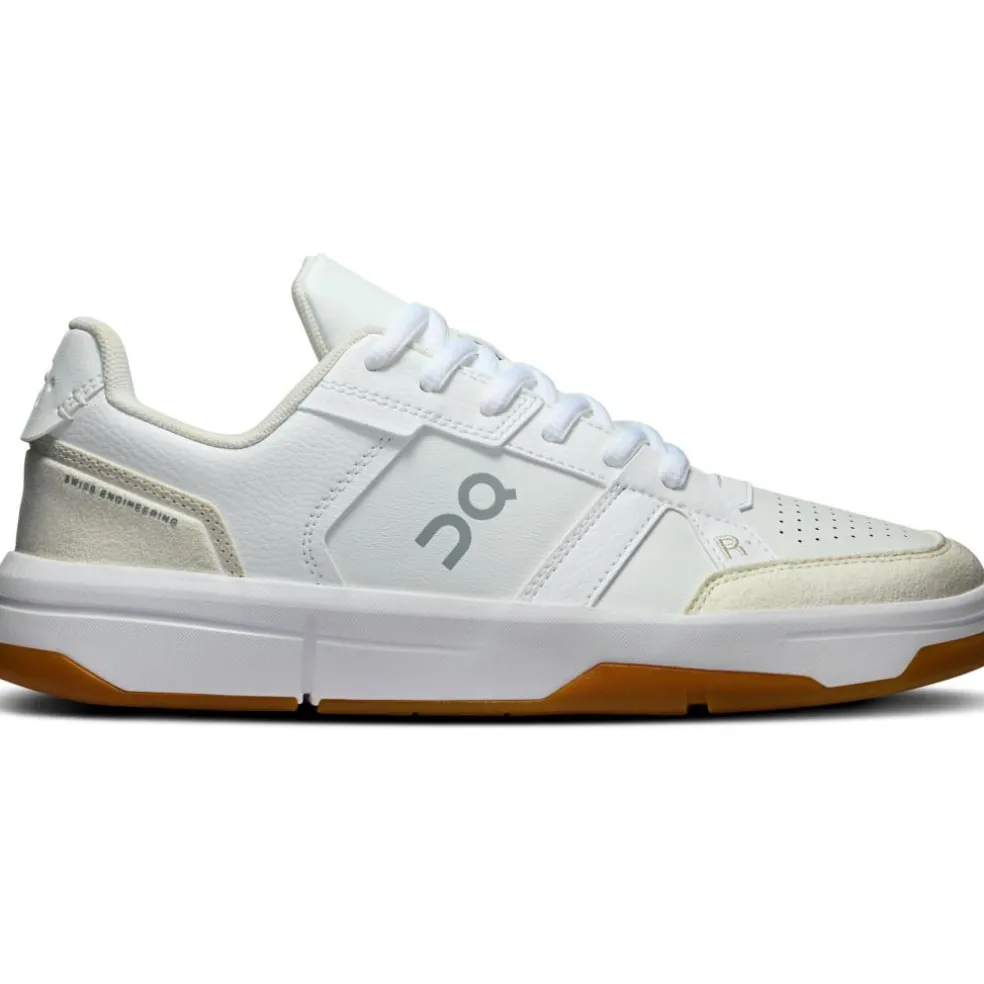 On THE ROGER Clubhouse schoenen dames white ivory